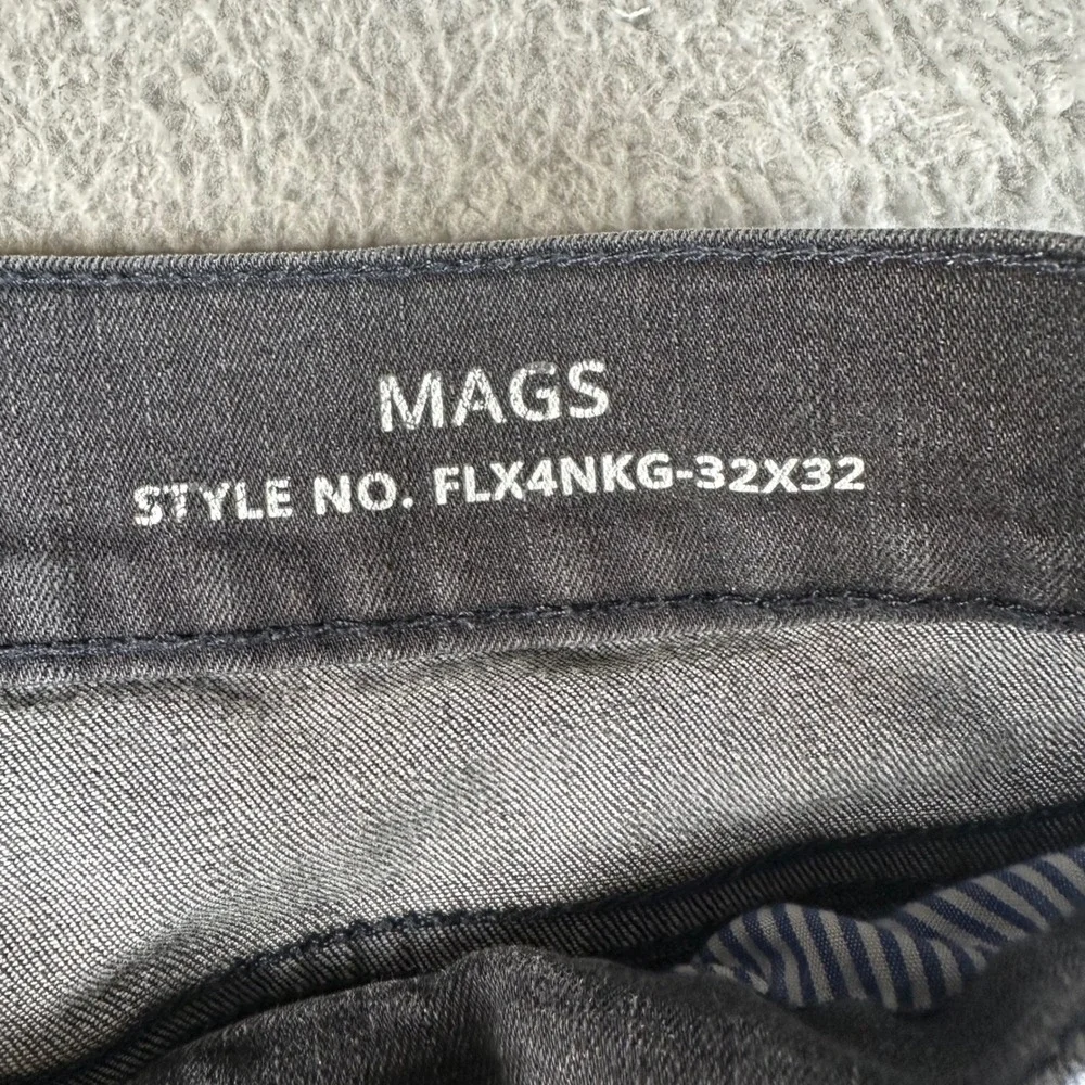 Mugsy Jeans Mags Mens 32x32 Faded Black Slim Fit Stretch Denim FLX4NKG Comfort